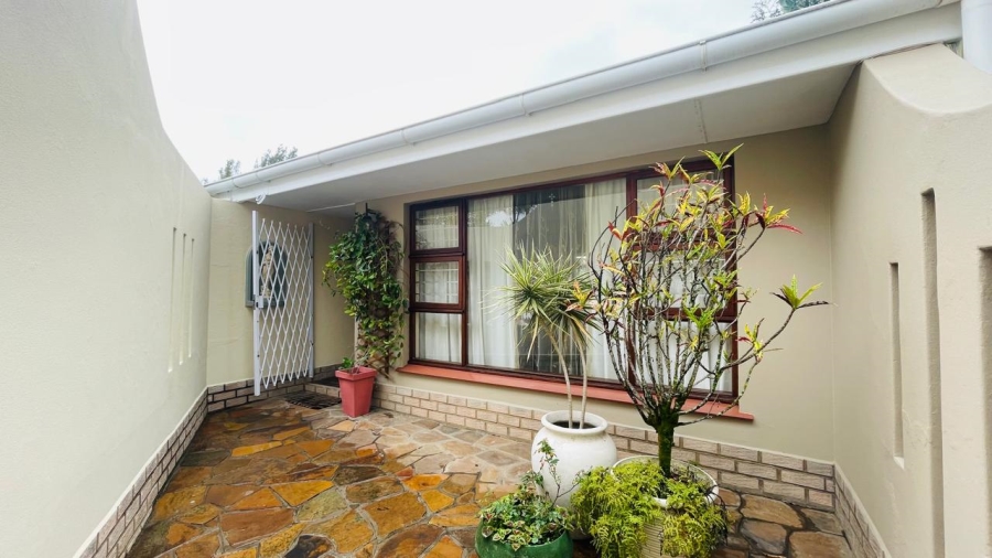 3 Bedroom Property for Sale in Beacon Bay Eastern Cape